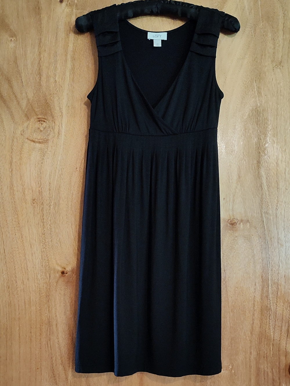 Ann Taylor LOFT Black Dress Modal Jersey Surplice Neckline Satin Detail Size XS